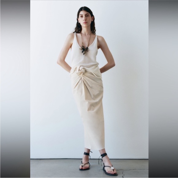 Zara Dresses & Skirts - Zara Knotted Midi Skirt